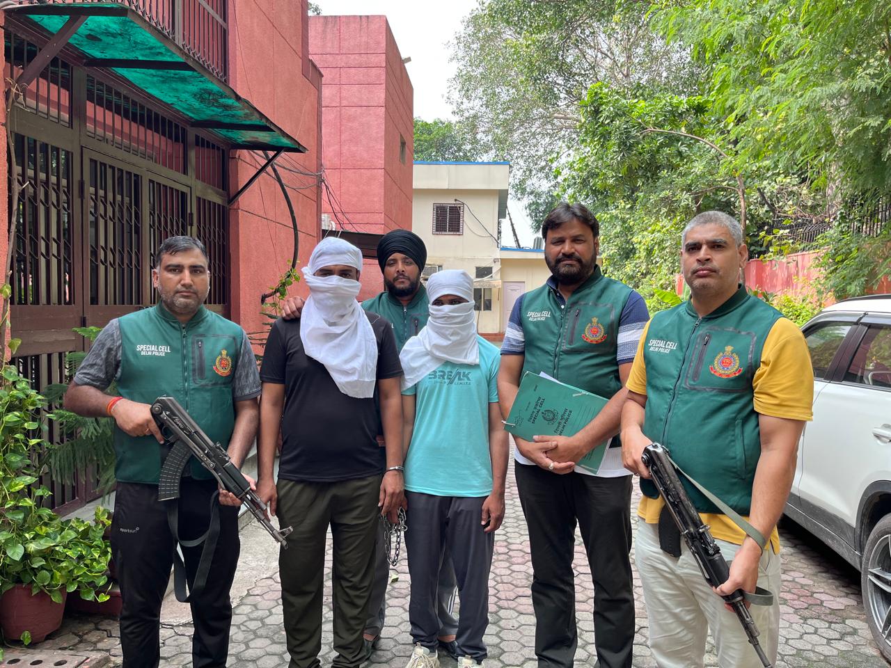 एमपी से दिल्ली तक फैला हथियारों का काला कारोबार, स्पेशल सेल ने दबोचे दो सप्लायर, 15 पिस्टल बरामद