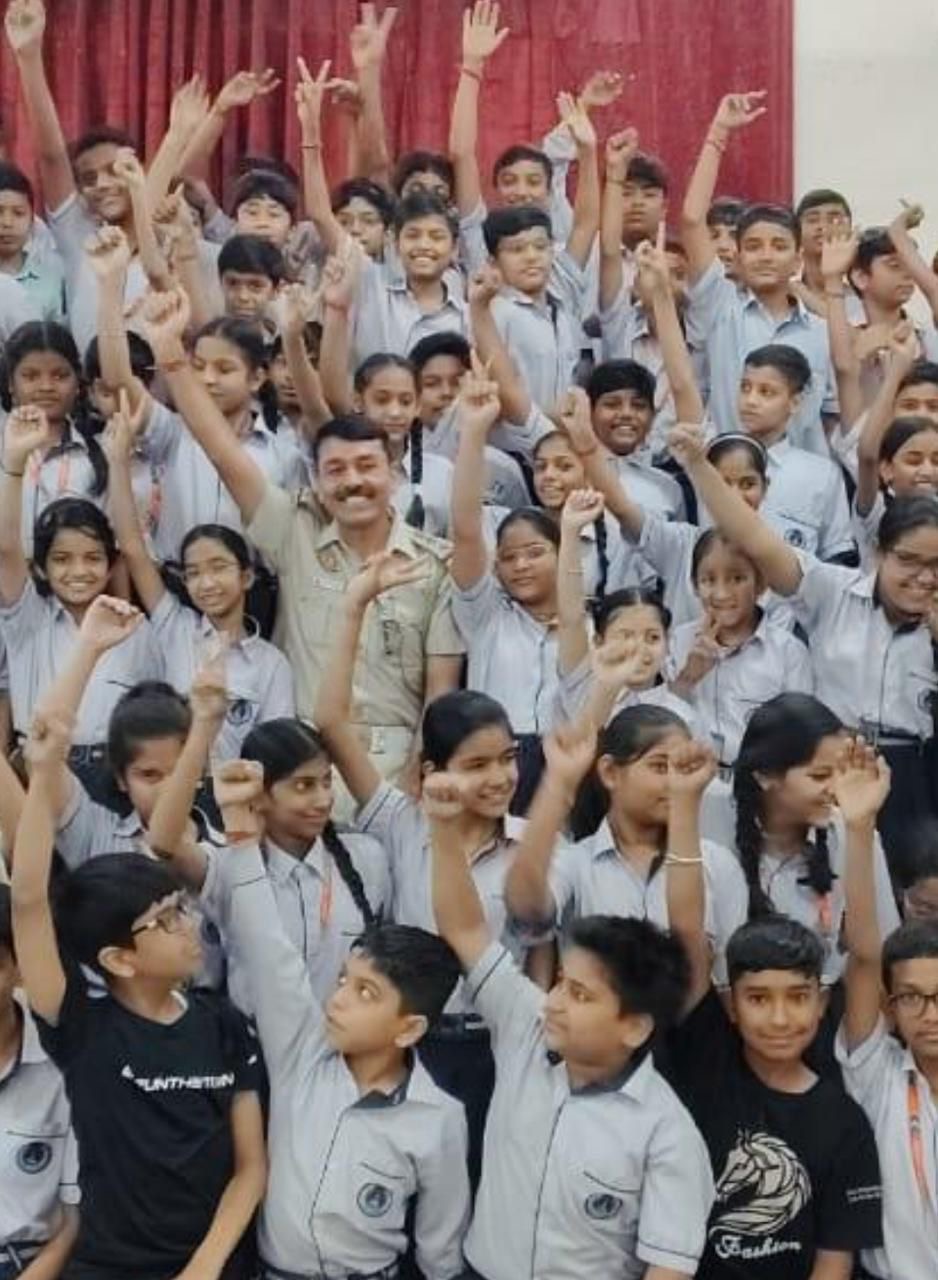 युवा पीढ़ी में जिम्मेदार सड़क व्यवहार अत्यंत महत्वपूर्ण : दिनेश कुमार गुप्ता, अतिरिक्त पुलिस आयुक्त, ट्रैफिक (ज़ोन-II)