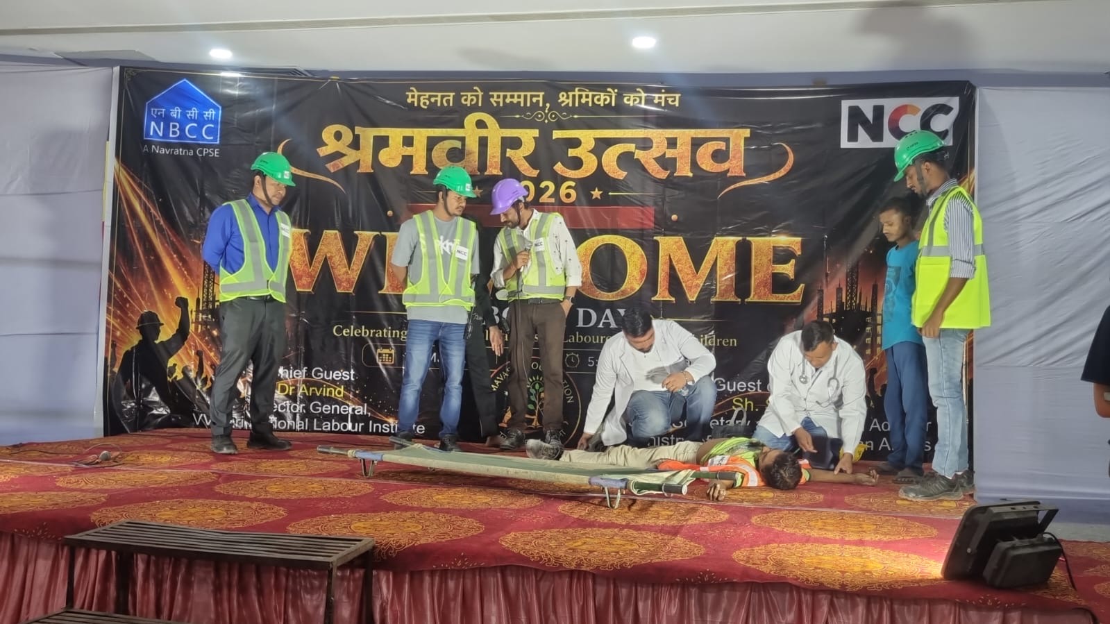 “घबराएं नहीं, सही कदम उठाएं”—श्रमवीर उत्सव में मजदूरों को सिखाया गया जीवन बचाने का मंत्र